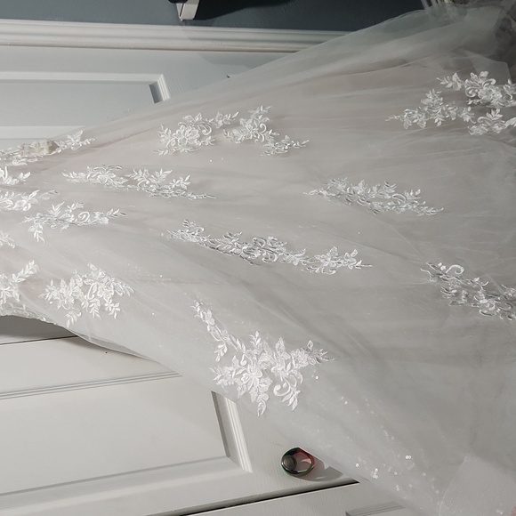 Maggie Sottero Leticia Lynette size 6 Wedding Dress Princess Style - Picture 10 of 12